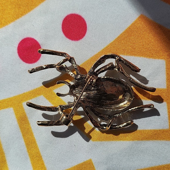 Brand new antiqued XL spider brooch - Picture 5 of 8
